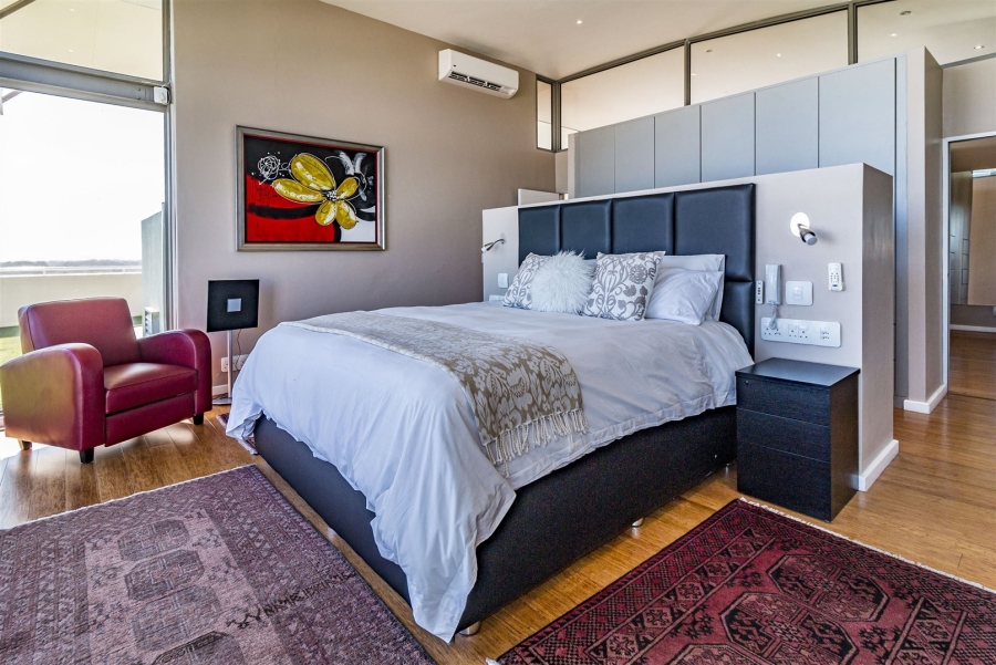 3 Bedroom Property for Sale in Strand North Western Cape